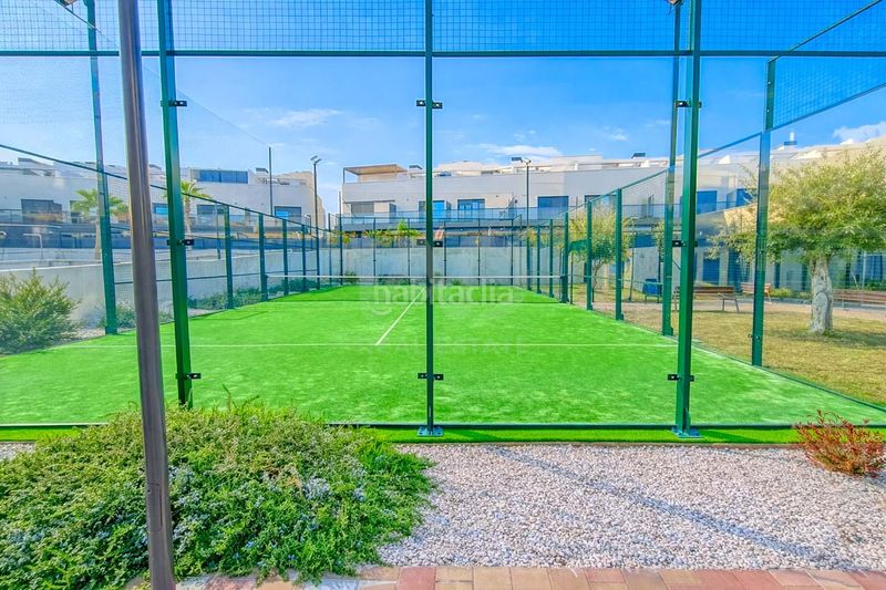 Foto b9060a8a-aa11-4ee7-a23e-2bf994432b56. Casa aparellada amb calefacció piscina a Centro Mutxamel