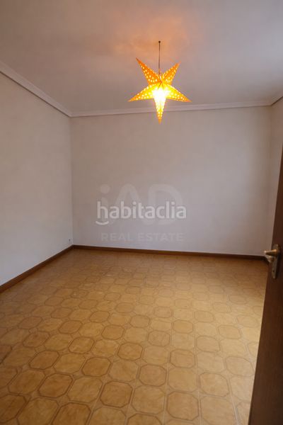 Foto 93d8a13b-d941-4b26-ad85-6963b942a52d. Edificio in Santa María de la Isla