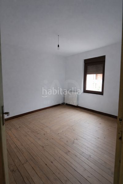 Foto e5eb47d4-3fc2-4773-a47f-a241d050a58f. Edificio in Santa María de la Isla