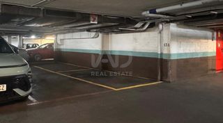 Parking coche en Calle cruz del sur 2