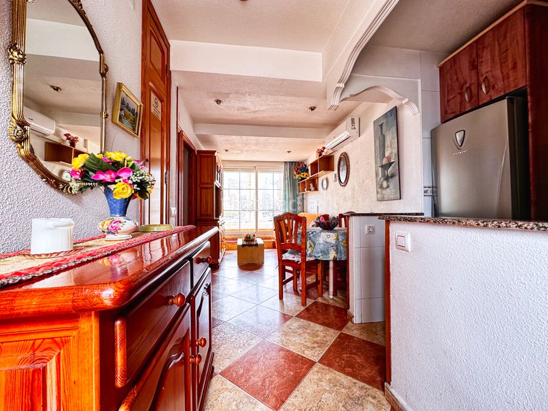 Foto 99d26300-6435-4d24-b2c3-89c9649de6ff. Àtic amb calefacció a Playa Levante Benidorm