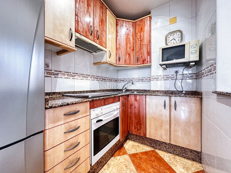 Foto c4bd8873-5207-44a0-a2dc-b878d79d2602. Àtic amb calefacció a Playa Levante Benidorm