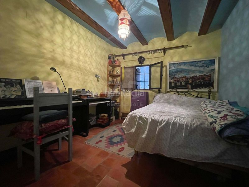 Foto 6f1c7020-f2d2-47f3-8d38-ca5cbfaa1f48. Pis a Albarracín