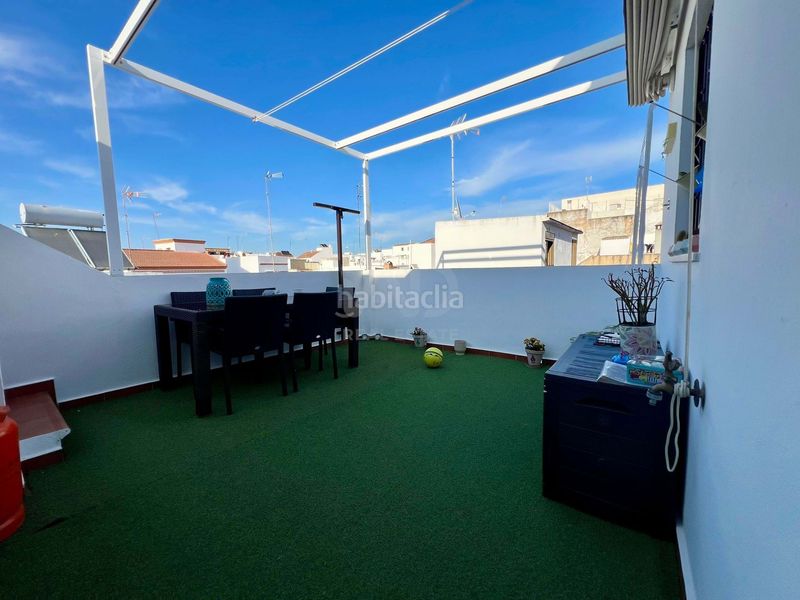 Foto be69ec17-af37-4f2c-bb9d-c1153a0c939c. Àtic amb calefacció a Lepe