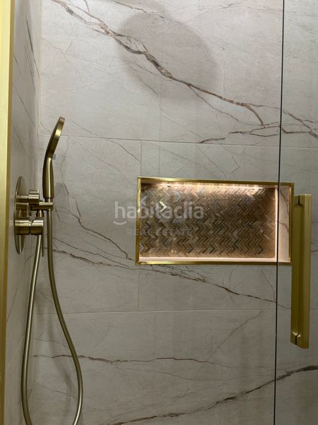 Foto 0b039d0f-0134-490f-8c1f-cf1a50ba820b. Pis amb calefacció aparcament a Centro Histórico Málaga