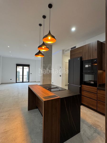 Foto 8ea56083-f501-465b-8275-a43098bdf789. Pis amb calefacció aparcament a Centro Histórico Málaga