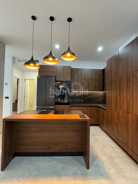 Foto f505f6c8-1020-44f9-b22b-289e3e99a208. Pis amb calefacció aparcament a Centro Histórico Málaga