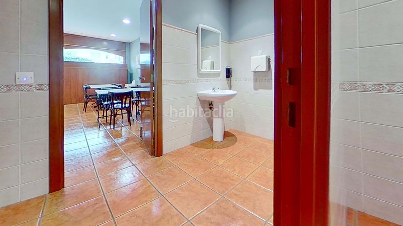 Foto 03667241-31c7-45b1-9c1e-e85a935fefc3. Local comercial a Centre Torredembarra