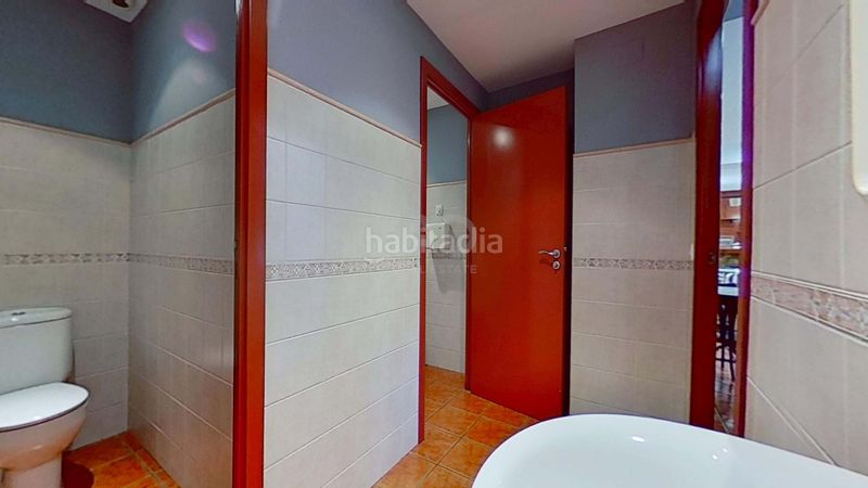 Foto 2aa7ff31-6924-41d2-b9d1-5828cb902dcf. Local comercial a Centre Torredembarra