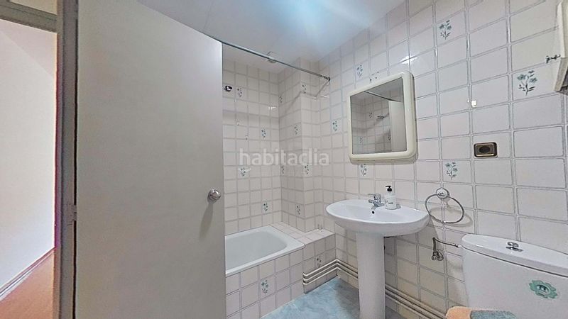 Foto da590a31-b0ed-4885-8f82-2eb12e8bf3d3. Pis amb calefacció a Arén