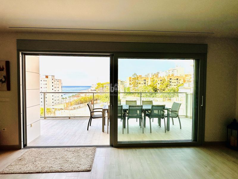 Foto 970e9b74-b6ce-4828-8ac5-e17325e63cc7. Pis amb calefacció aparcament piscina a Platja de Vila Joiosa Vila Joiosa (la)