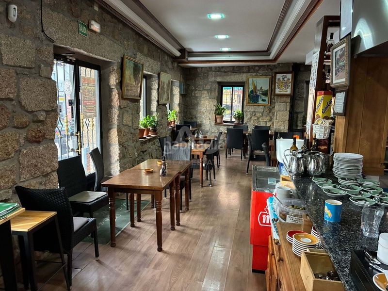 Foto 289eb05b-1f4a-424e-add0-d48d1062e0d5. Edifici a Manzanares el Real