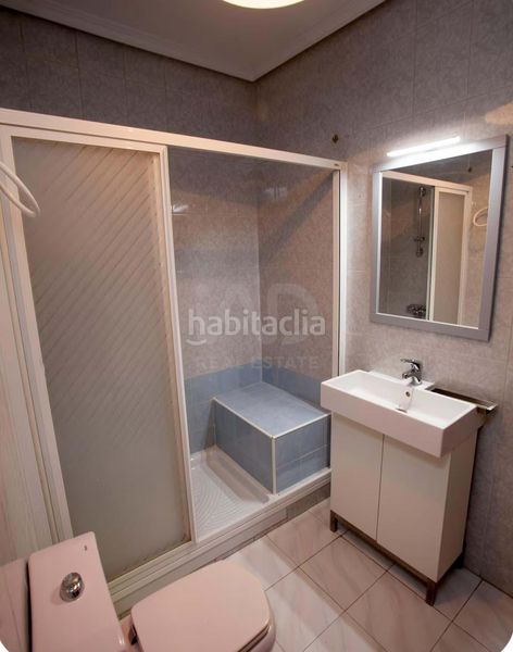 Foto 855947fa-e23c-494a-8e9a-2e779248d2eb. Edifici a Manzanares el Real