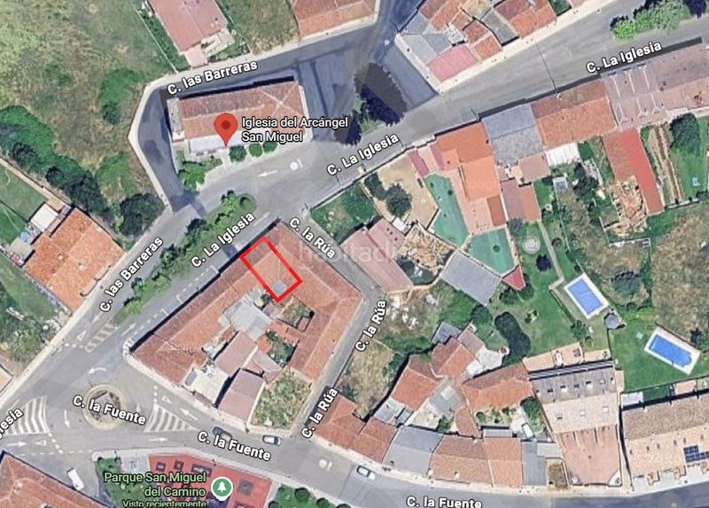 Foto 1e85023f-d380-41f2-a958-0f7356eaf2c2. Edifici a Valverde de la Virgen