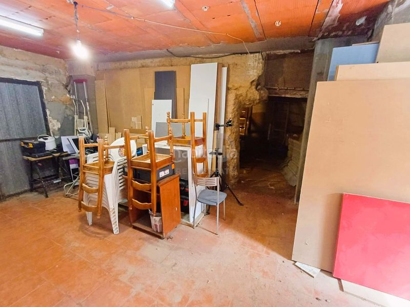 Foto 84815065-180f-4893-b8fb-71b43929c204. Edifici a Valverde de la Virgen