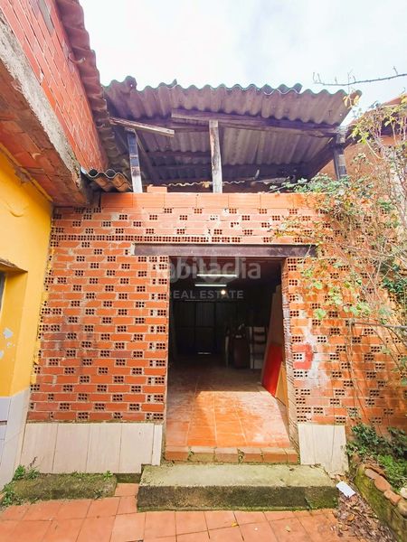 Foto 9386b742-d90c-42c0-a09b-4be7e1db4e4b. Edifici a Valverde de la Virgen