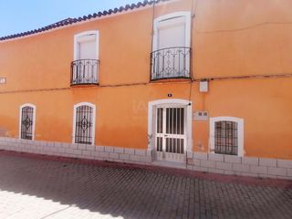 Gebäude in Belvís de la Jara