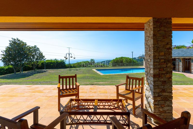 Foto 99f81a4c-c318-40a0-a43f-a129897e9e3d. Casa amb calefacció aparcament piscina a El Mirador-La Cornisa Sant Andreu de Llavaneres
