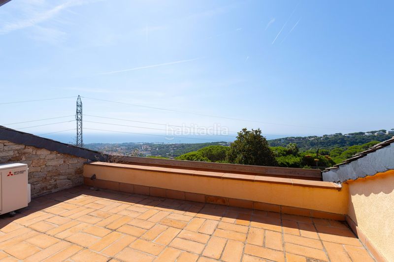 Foto ca47da11-d727-493d-b2ca-32e3e7087248. Casa amb calefacció aparcament piscina a El Mirador-La Cornisa Sant Andreu de Llavaneres