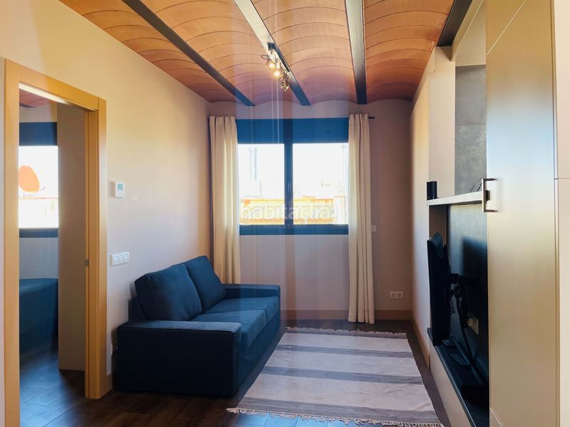 Foto 1bcabbb7-c18f-4b94-b276-760667c66520. Àtic a carrer de sant rafael 26 a Raval Barcelona