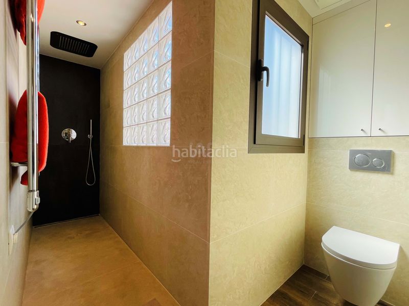 Foto 9d97f876-b45c-4987-a877-d1d0c2247816. Àtic a carrer de sant rafael 26 a Raval Barcelona