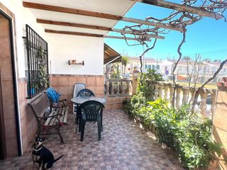 Haus in Calle amadeo vives 3