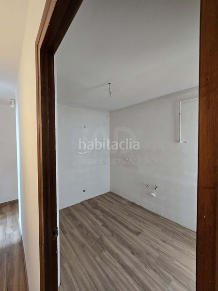 Foto e389a527-af6a-4ce3-b009-7f2eb8cc54cc. Àtic amb calefacció a Roquetes