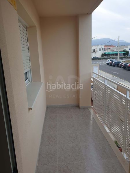 Foto 3a88dafe-ba78-4b1d-859a-4cc2596b07c5. Pis amb piscina a Pino Alto Miami Platja