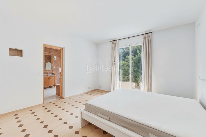 Foto b08b954b-6a05-4708-af24-e1513316841c. Xalet amb aparcament a Río Real Marbella