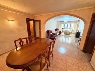 Etagenwohnung in Xixona