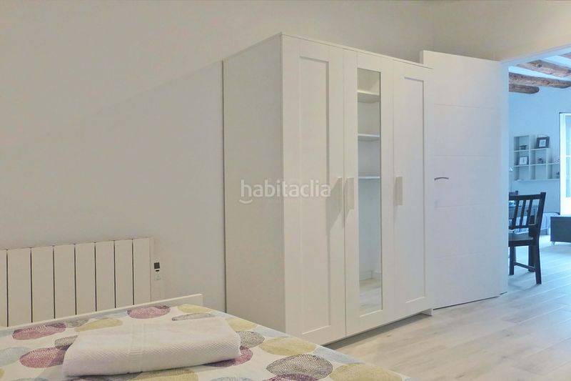 Foto 34cd6cf4-0552-4f6b-8cb4-8ef7dd8d5c8c. Àtic amb calefacció a Raval Barcelona