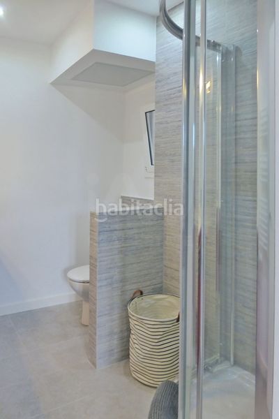 Foto 53744995-e684-4280-9f66-1cdd9de0a1bf. Àtic amb calefacció a Raval Barcelona