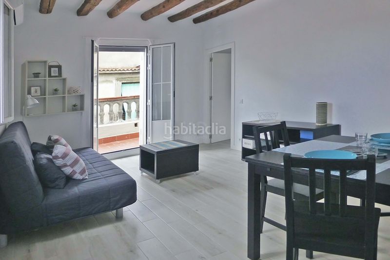 Foto bc370639-2eee-4f7c-ac81-928301a53297. Àtic amb calefacció a Raval Barcelona