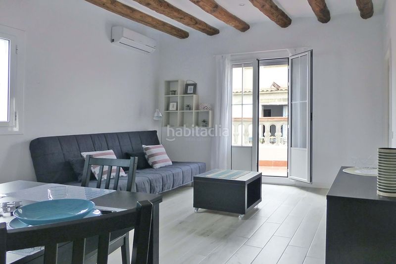 Foto 93a6f818-ad70-4d48-90af-418304baca35. Ático en Raval Barcelona