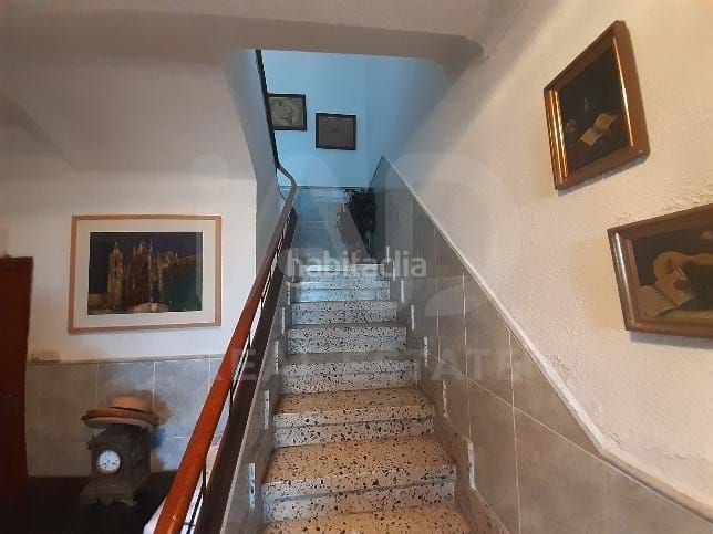 Foto 3ea2d8d9-18f3-4843-8c43-eb9f4c0f6cf9. Casa amb calefacció aparcament a Bañeza (La)