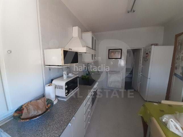 Foto 9bef06fe-5c25-41be-8237-f8e00e7c5252. Casa amb calefacció aparcament a Bañeza (La)