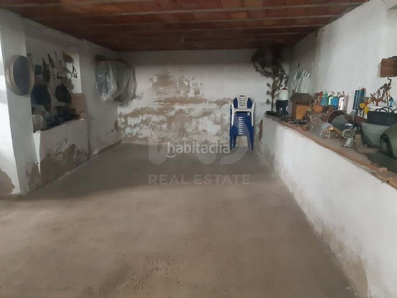 Foto cc6fd936-15f3-43ef-9c2c-2dfe86ebd2cd. Casa amb calefacció aparcament a Bañeza (La)