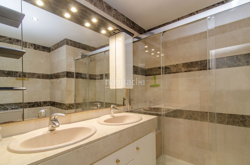 Foto 6cb83912-6ddc-44a6-b368-74a6bea2d0ed. Casa aparellada amb calefacció aparcament piscina a Sitges