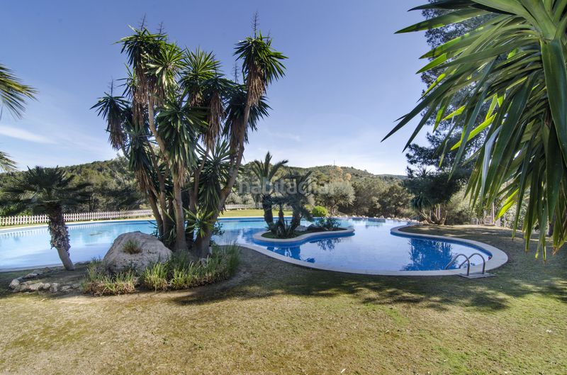 Foto add6d064-122f-4d71-8ffc-562a62cf5b18. Casa aparellada amb calefacció aparcament piscina a Sitges
