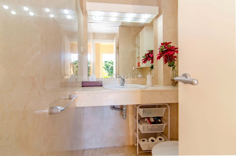 Foto d80054cc-9d8b-451d-b766-771585708d80. Casa aparellada amb calefacció aparcament piscina a Sitges