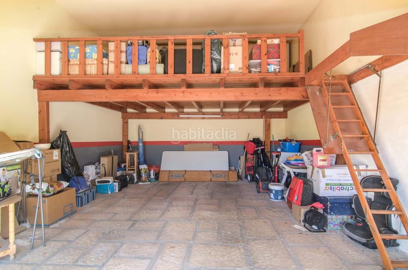Foto d9902028-e560-4fe0-86fa-4b383ab4e541. Casa aparellada amb calefacció aparcament piscina a Sitges