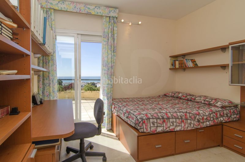 Foto e4180889-e52e-4df8-a5e5-b3b3f58d758d. Casa aparellada amb calefacció aparcament piscina a Sitges