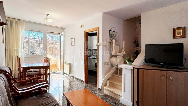 Foto 7e5ec14d-1f5d-4071-8780-6bffb13e38f8. Casa amb calefacció aparcament a Sant Pere Nord Terrassa