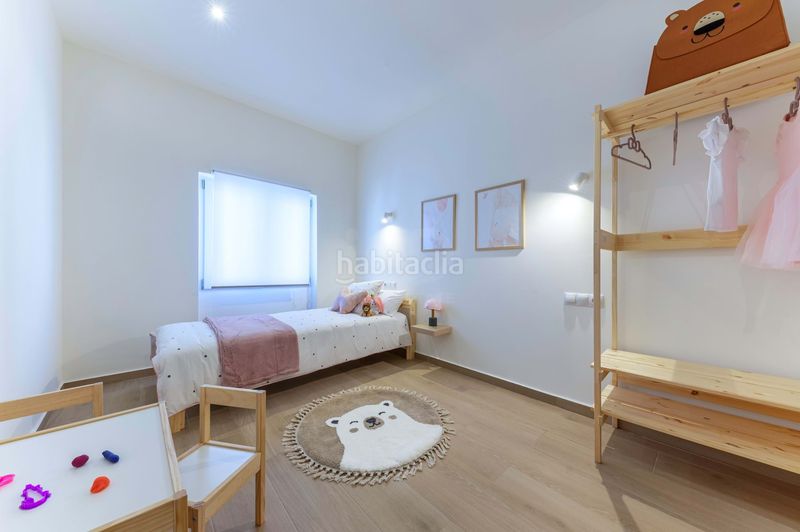 Foto 05810bd9-eb28-43f0-9955-7363bfa2673e. Edificio in Pego