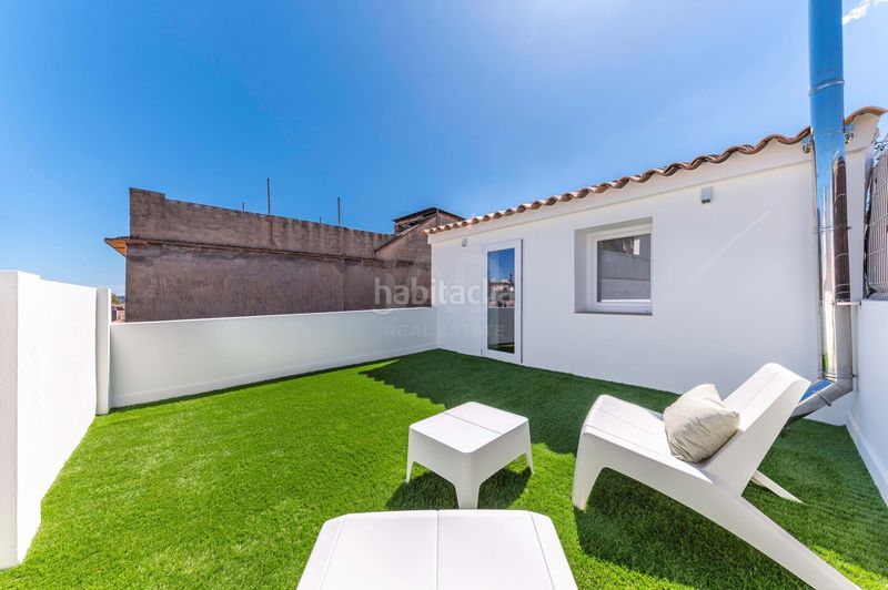 Foto 0786e659-b3ed-4595-a429-a3f3b2baccbc. Edificio in Pego