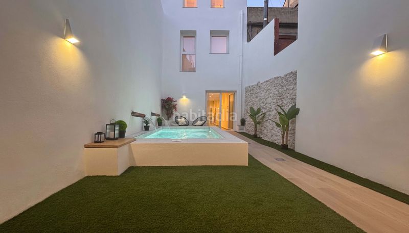 Foto 570052fe-bd27-4ee1-96d7-87f9d457fde5. Edificio in Pego