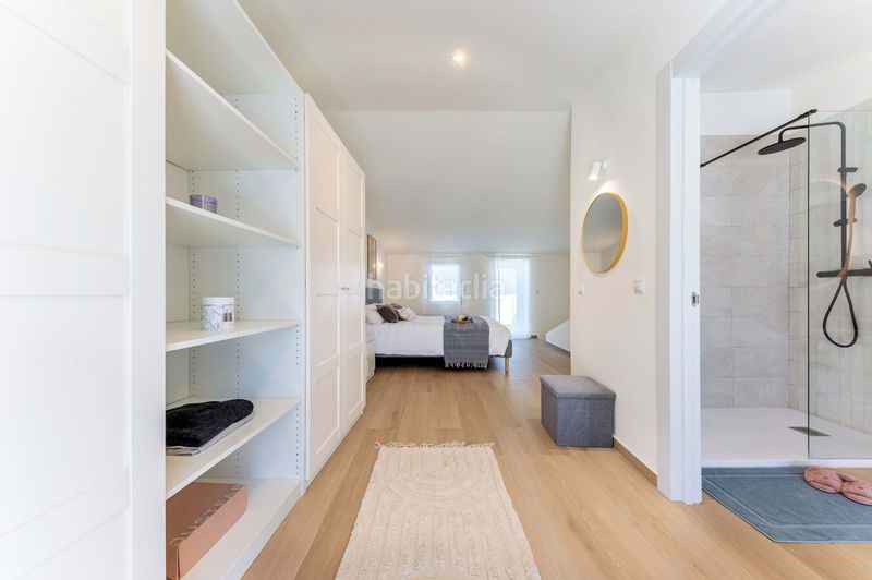 Foto 7e962e15-3cdb-4d4c-b018-fd9e2107cb9a. Edificio in Pego