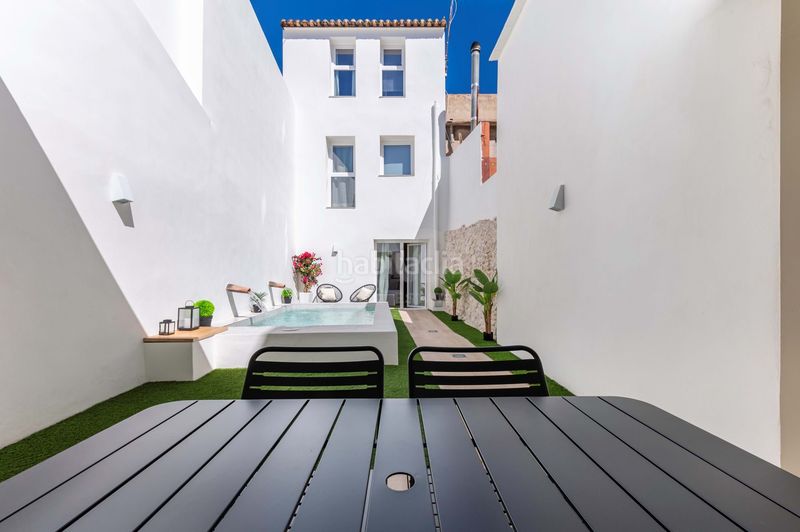 Foto d3c35542-8c8e-4bf9-a289-40fc822c4be3. Edificio in Pego