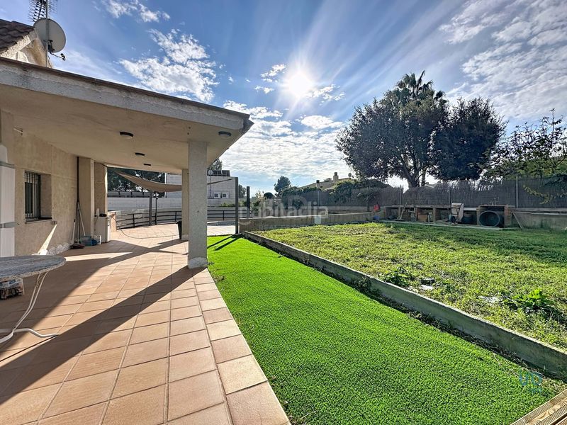 Foto f23b1173-a7cc-49de-aacd-6c86148224de. Chalet en Abrera