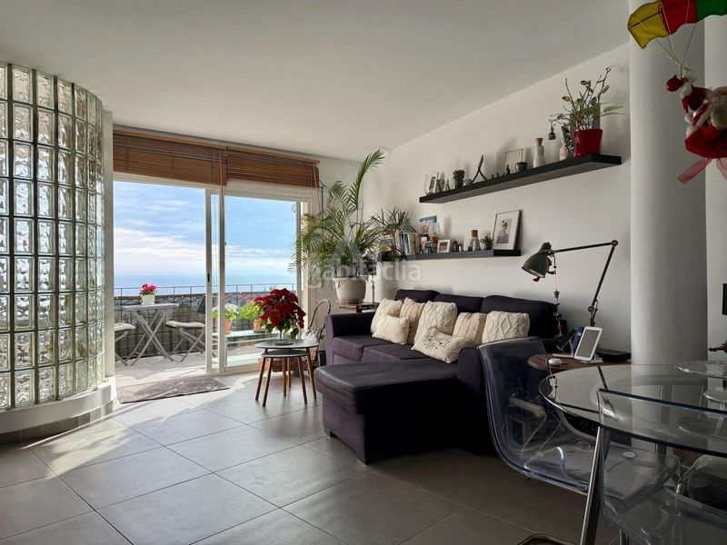 Foto eea609f2-1272-447e-8377-0c07e2792ea9. Àtic amb calefacció aparcament piscina a El Balís Sant Andreu de Llavaneres